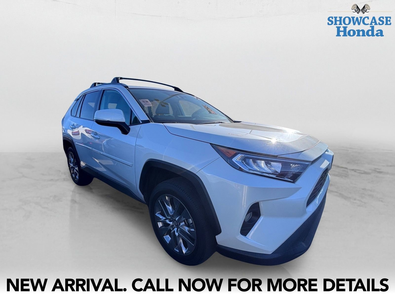 Used 2021 Toyota RAV4 XLE Premium FWD image 5