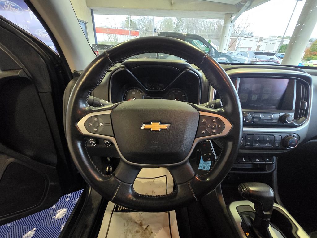 Used 2016 Chevrolet Colorado LT w/ LT Convenience Package image 10