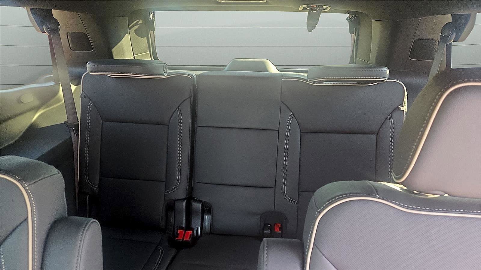 New 2026 GMC Yukon Elevation w/ LPO, Floor Liner Package image 30