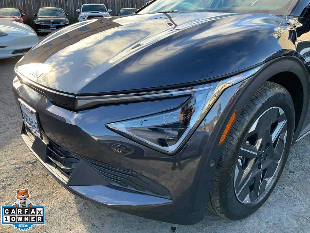 Used 2025 Kia EV6 Light w/ Light LR Technology Package image 91