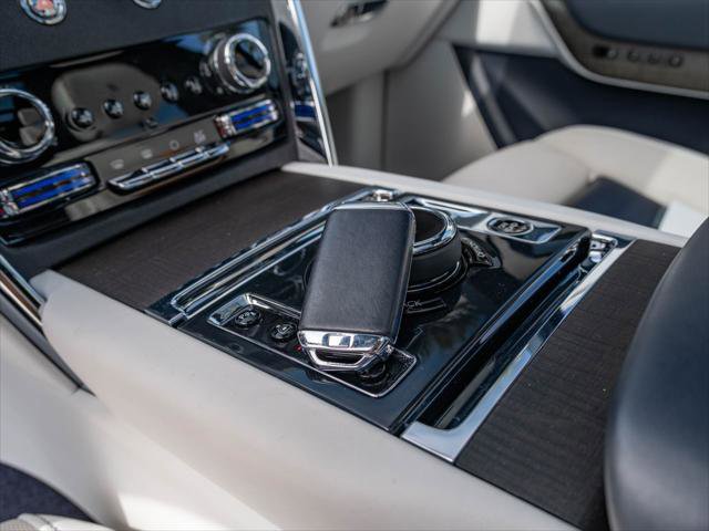 Certified 2019 Rolls-Royce Cullinan AWD/4WD image 14