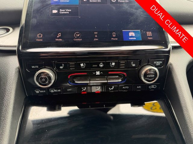 Used 2023 Jeep Grand Cherokee Overland AWD/4WD image 43