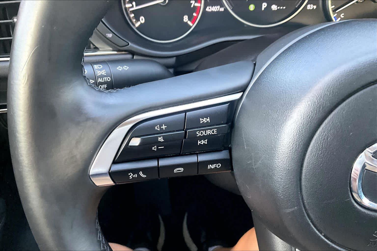 Used 2025 MAZDA MAZDA3 s FWD image 22