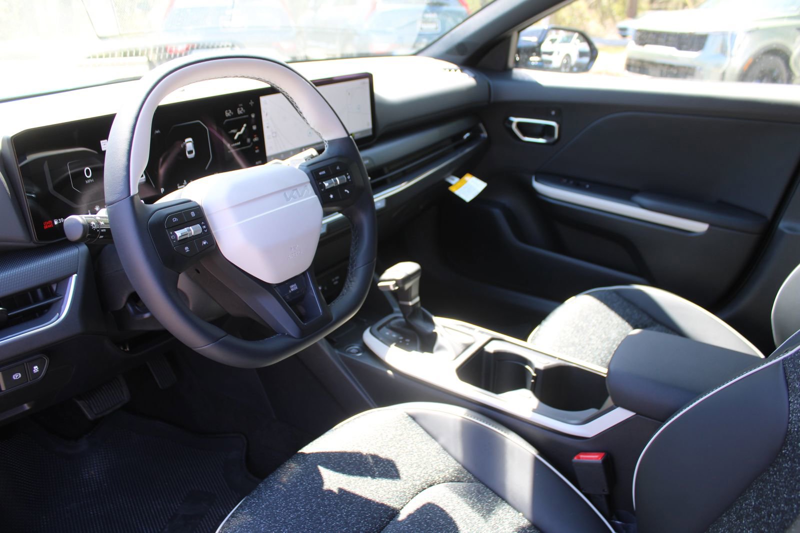 New 2026 Kia K4 EX FWD image 21