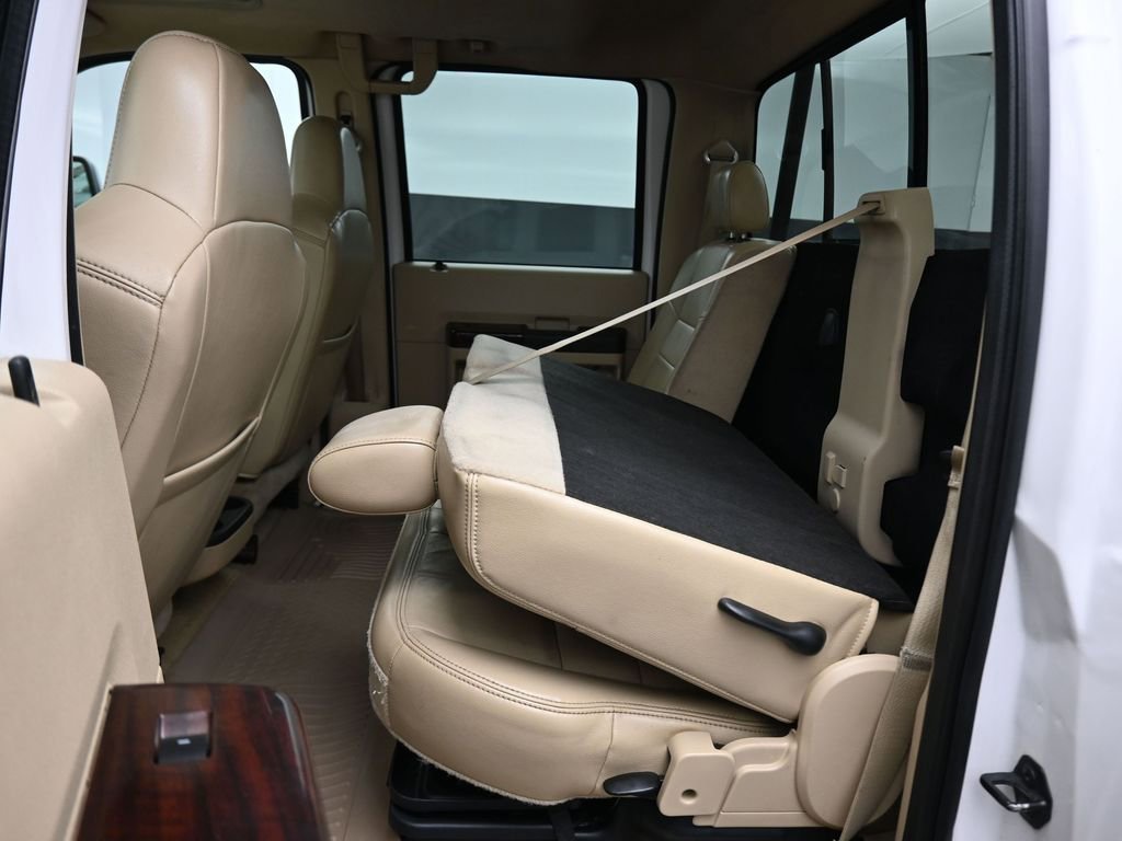 Used 2010 Ford F250 Lariat image 30