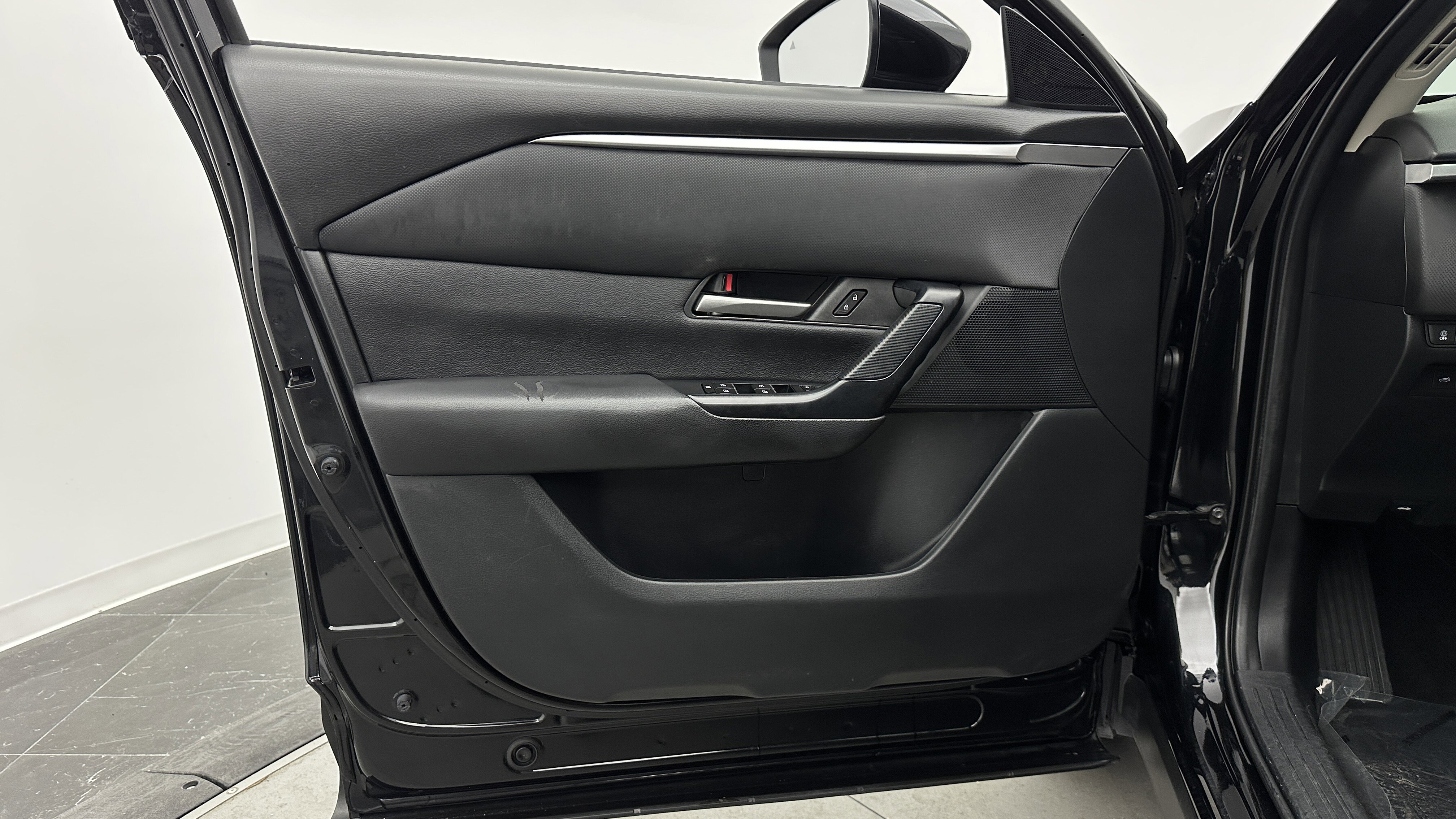 Used 2023 MAZDA CX-50 2.5 S w/ Cargo Package image 23