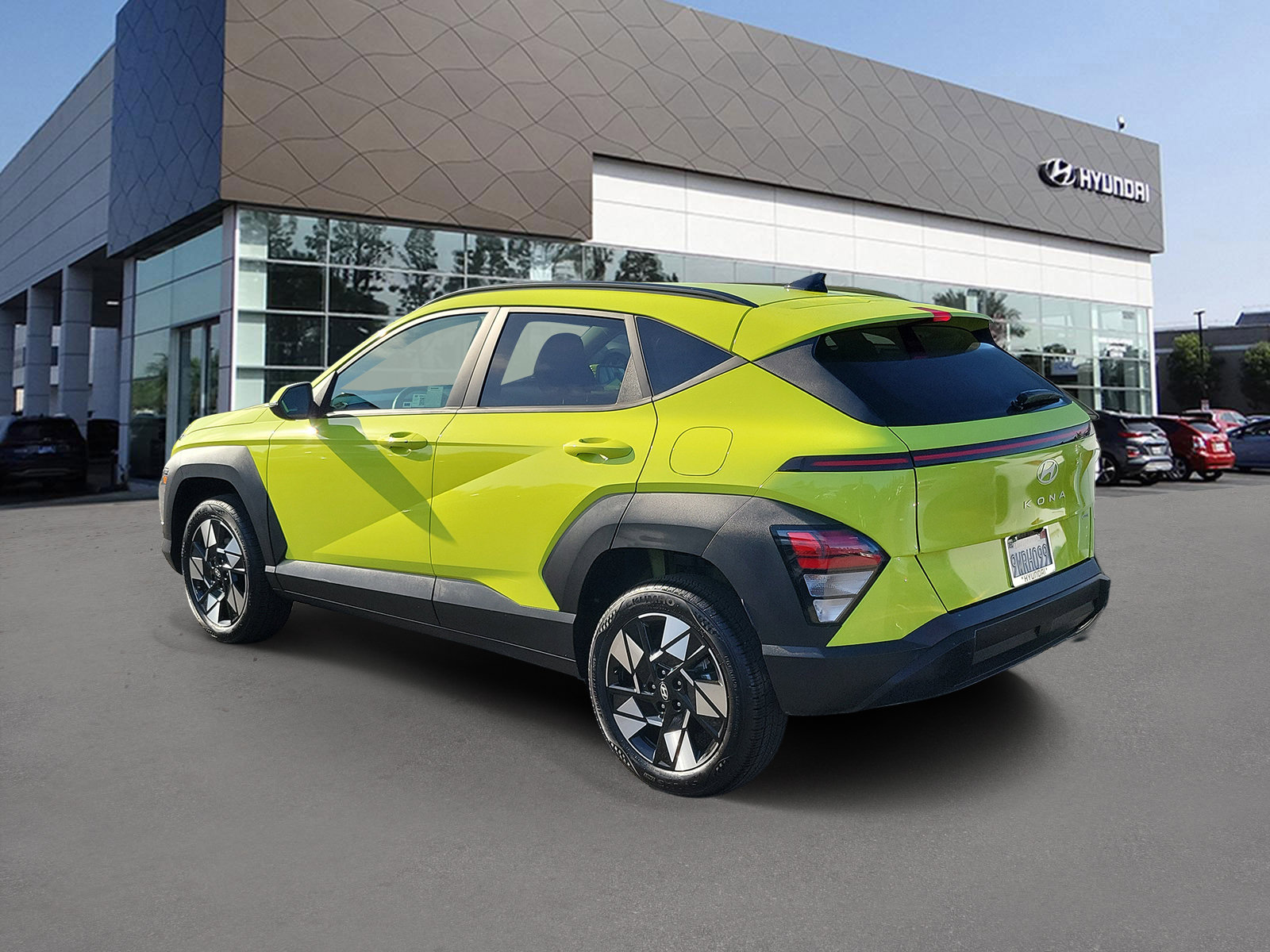 Certified 2025 Hyundai Kona SEL AWD/4WD image 3