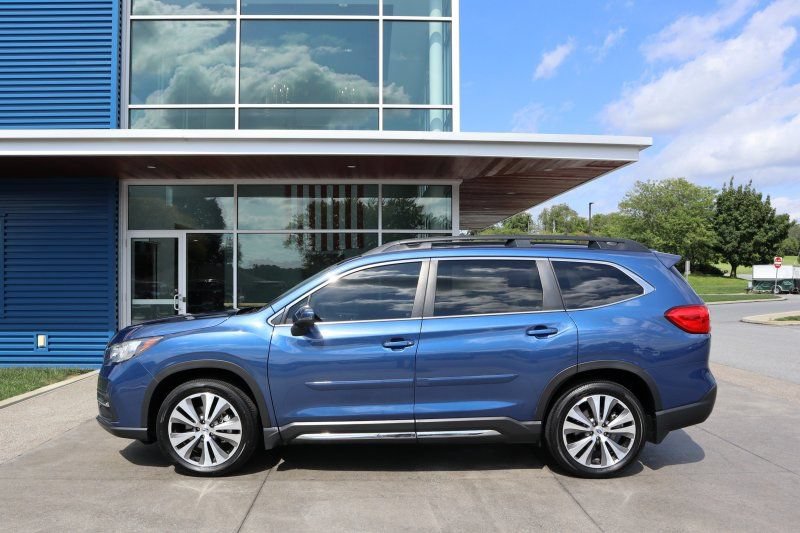 Used 2022 Subaru Ascent Limited w/ Technology Package AWD/4WD image 6