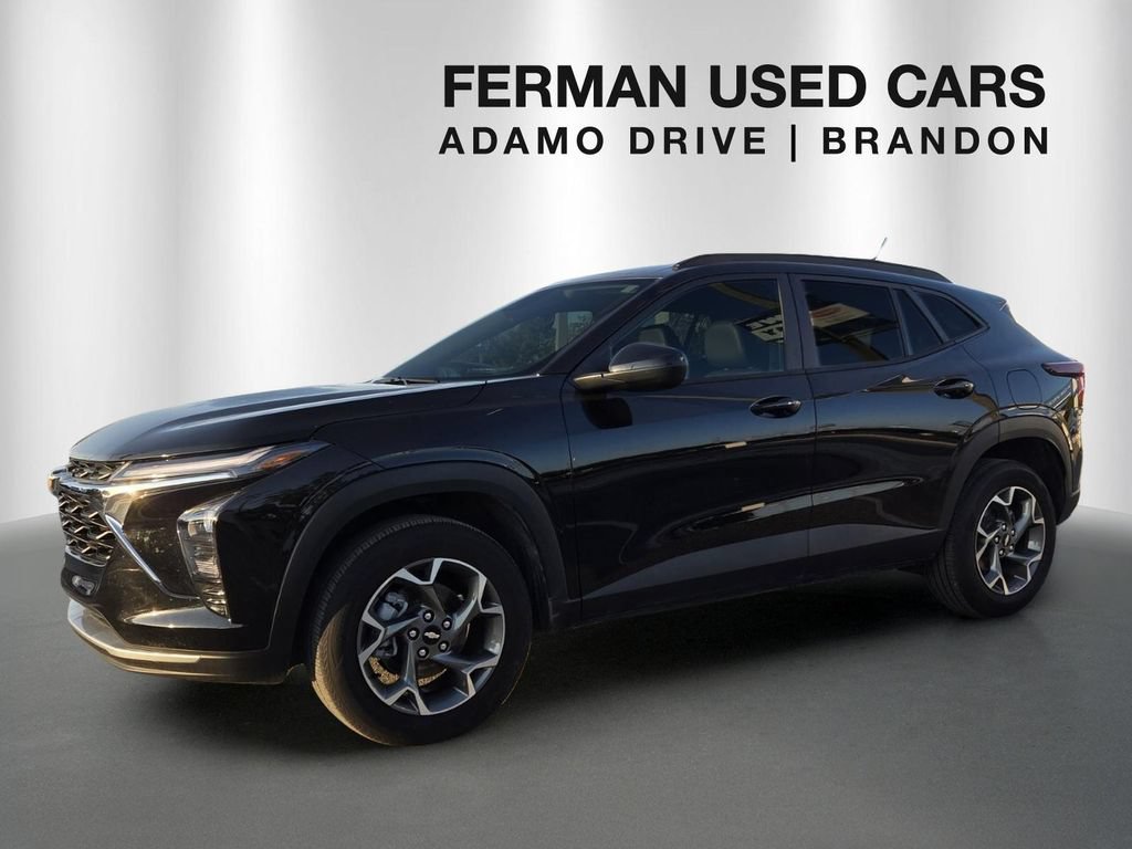 Certified 2026 Chevrolet Trax LT w/ Driver Confidence Package FWD image 1