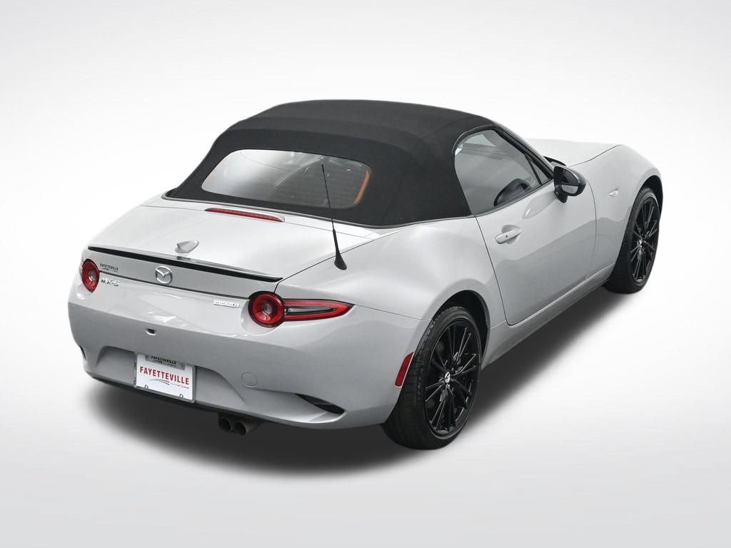 Used 2025 MAZDA MX-5 Miata Club RWD image 23
