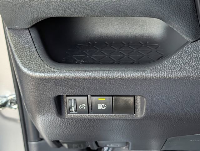 Used 2024 Toyota RAV4 XLE FWD image 23