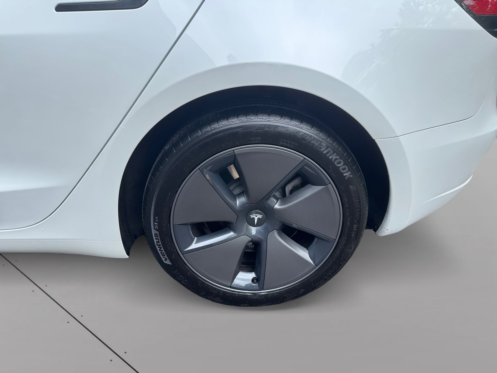 Used 2023 Tesla Model 3 Standard Range RWD image 15