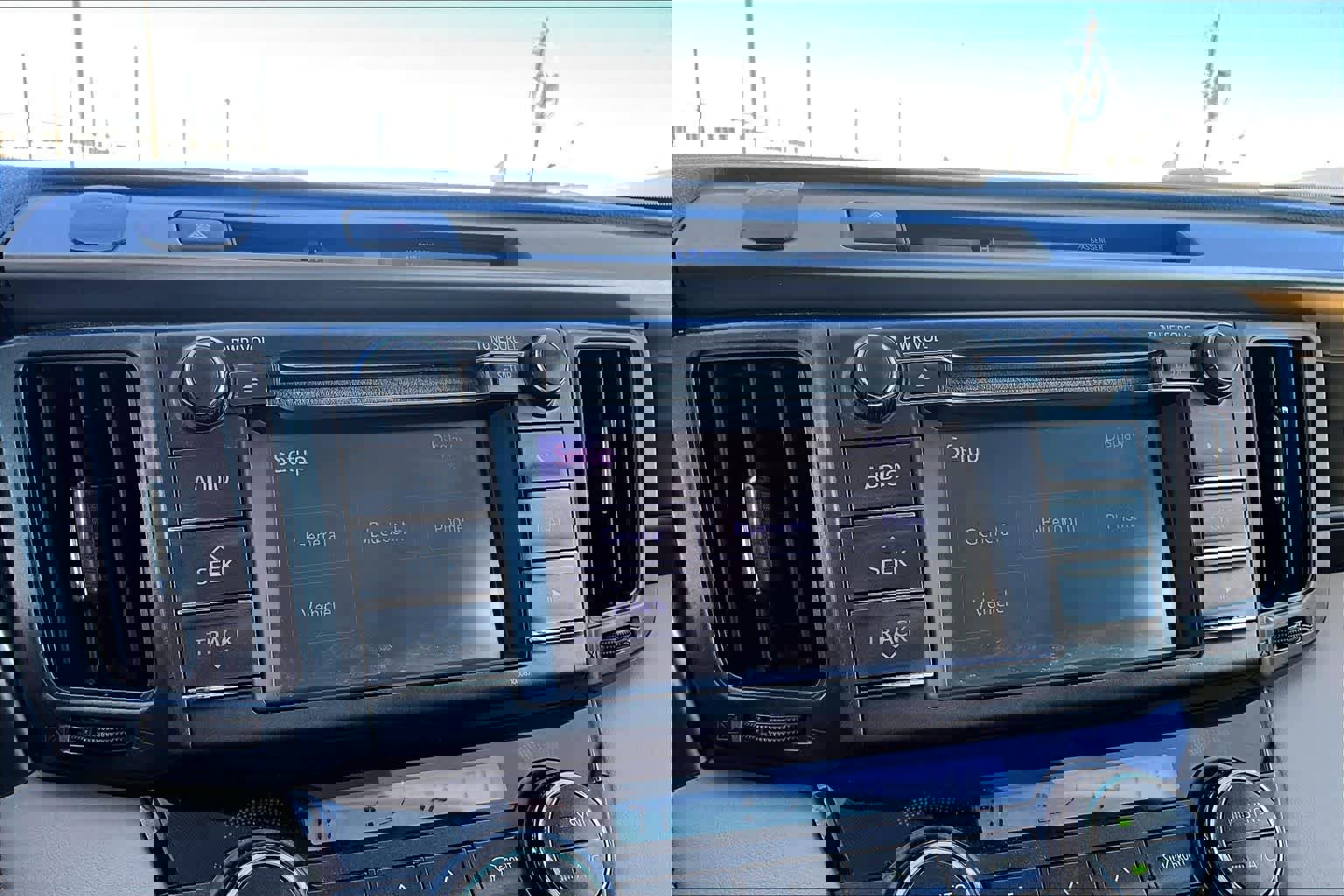 Used 2013 Toyota RAV4 XLE image 31