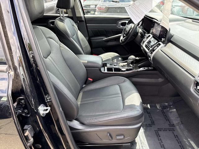 Used 2023 Kia Sorento SX FWD image 9
