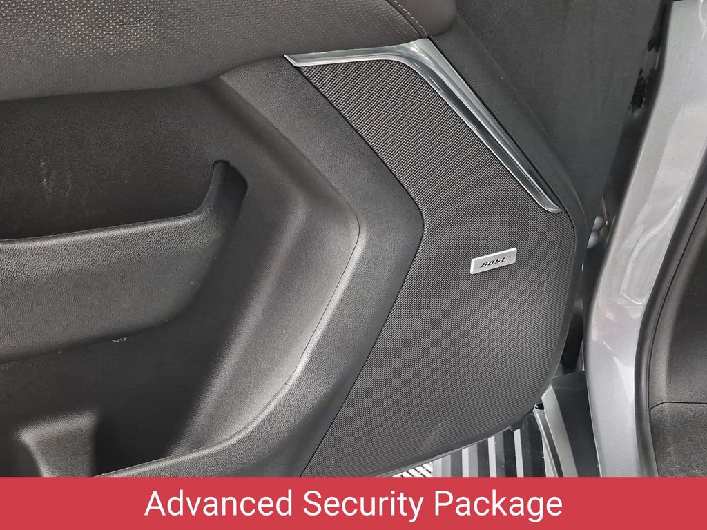 Certified 2025 Chevrolet Tahoe High Country AWD/4WD image 15