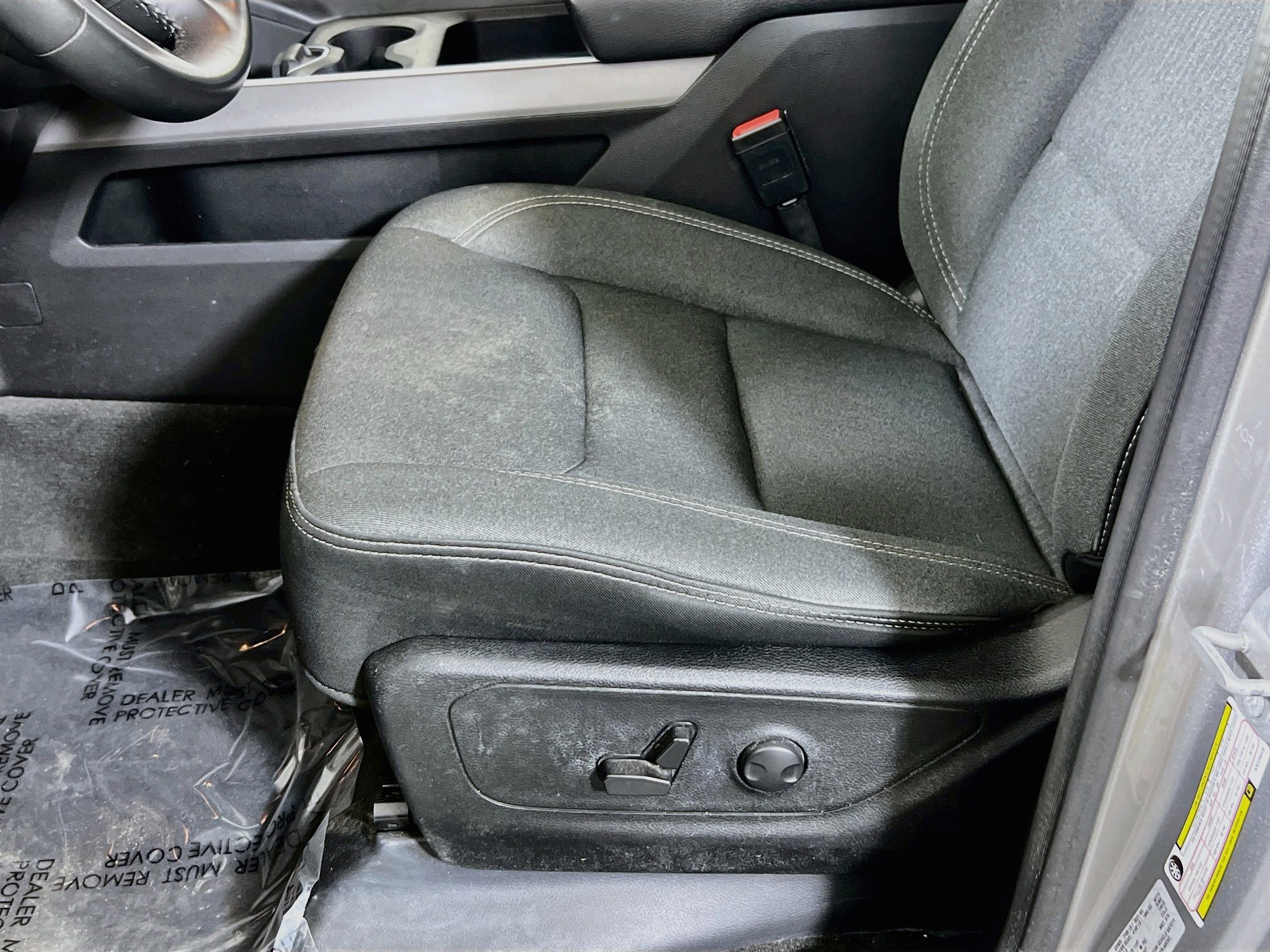 Used 2022 RAM 1500 Big Horn w/ Night Edition AWD/4WD image 18