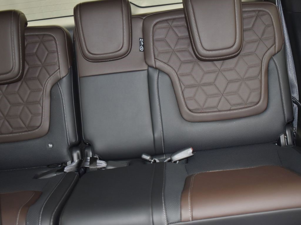 New 2026 Nissan Armada Platinum image 21