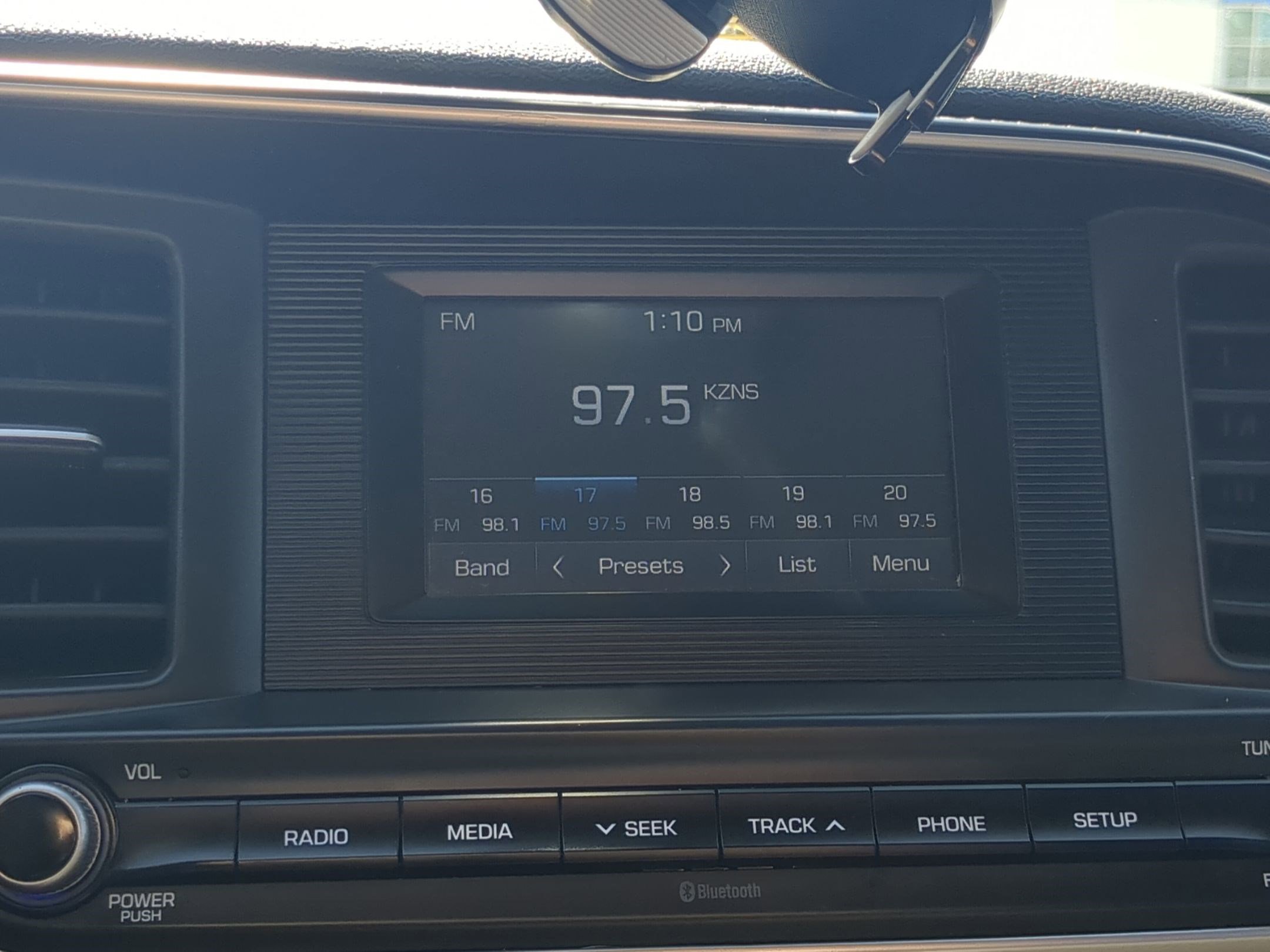 Used 2020 Hyundai Elantra SE w/ Cargo Package (C1) image 23