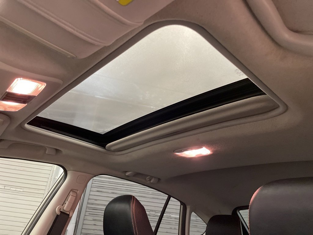 Used 2017 Subaru Crosstrek 2.0i Limited image 13