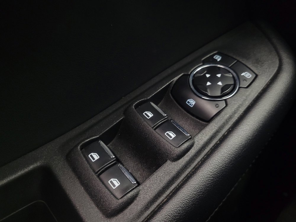 Used 2023 Ford Edge SEL image 27