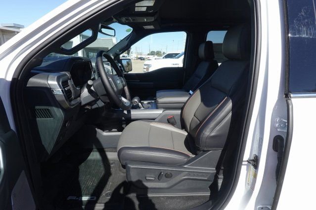 New 2025 Ford F150 Lariat w/ Equipment Group 501A Mid image 4