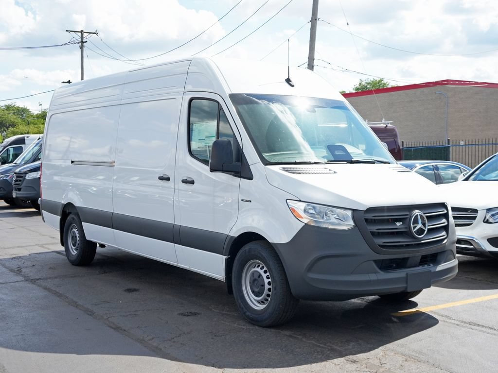 New 2025 Mercedes-Benz eSprinter 170 Cargo image 1