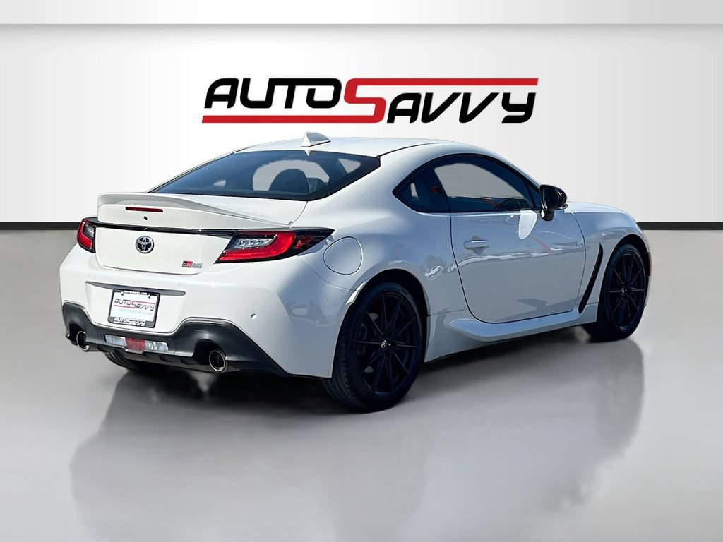 Used 2025 Toyota GR86 Premium w/ ALL Weather Mat Package (TMS) RWD image 7