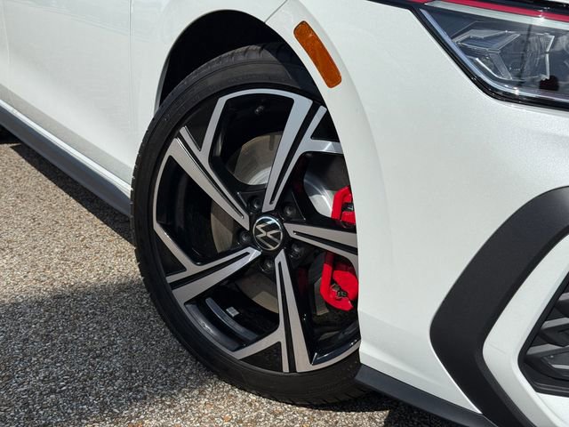 New 2025 Volkswagen GTI SE image 2