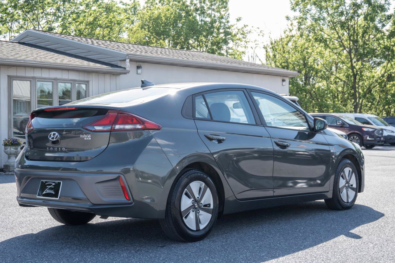 Used 2020 Hyundai Ioniq Blue FWD image 9