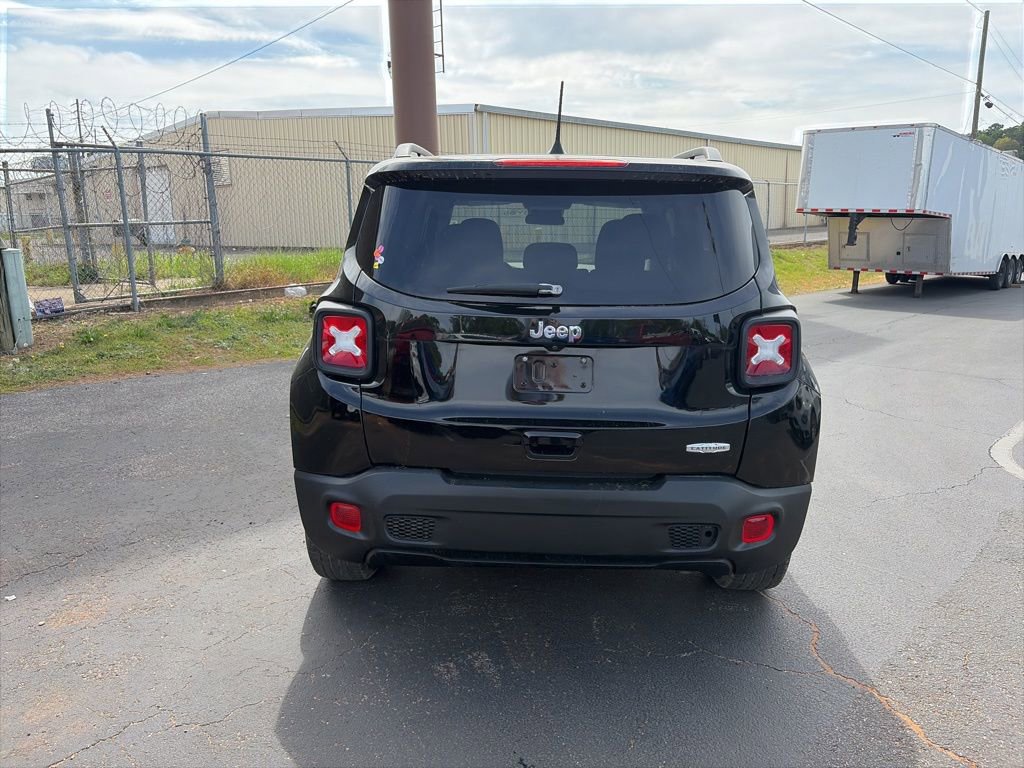 Used 2021 Jeep Renegade Latitude image 6