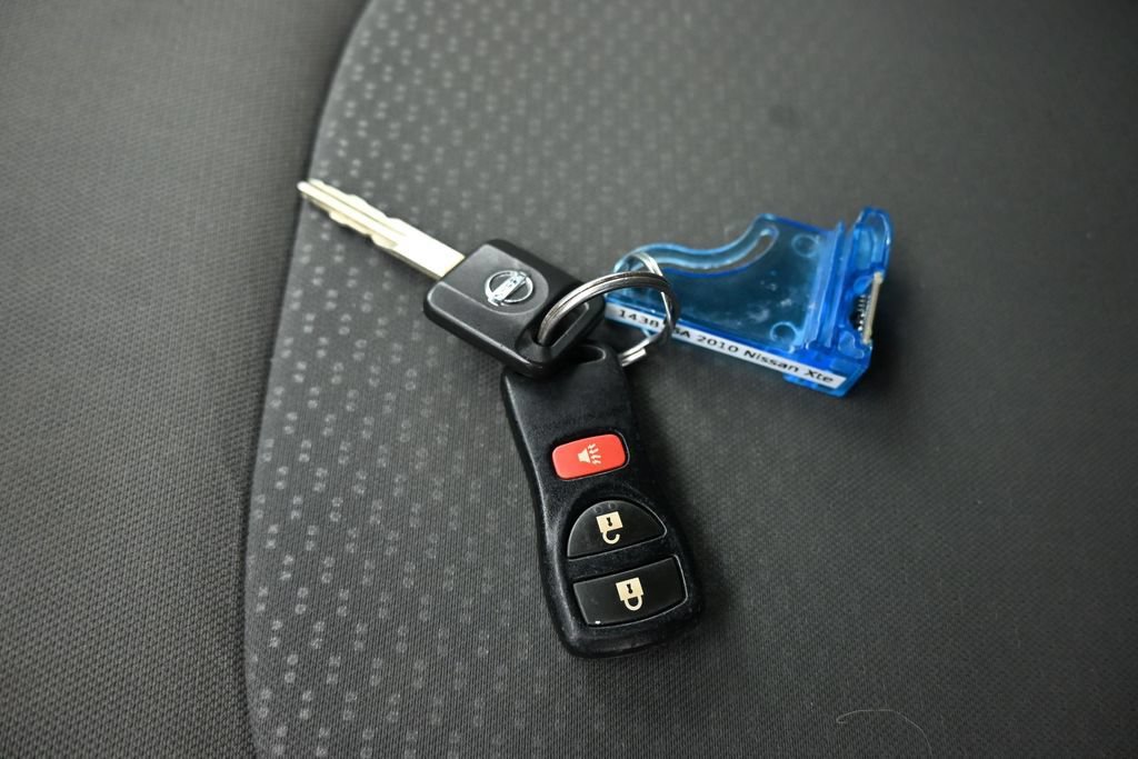 Used 2010 Nissan Xterra X AWD/4WD image 35