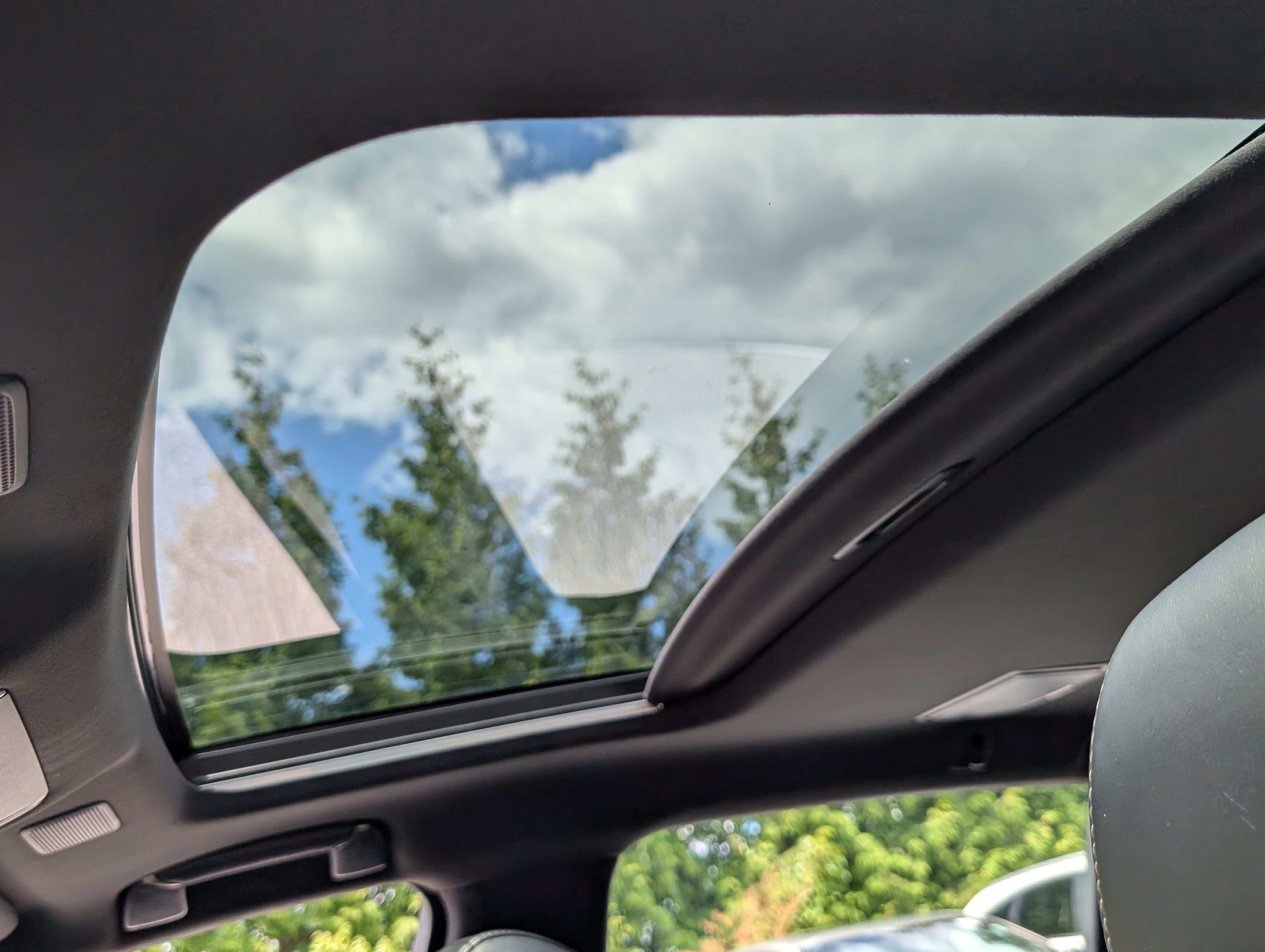 Used 2018 Lexus LS 500 AWD w/ Accessory Package (Z2) image 19