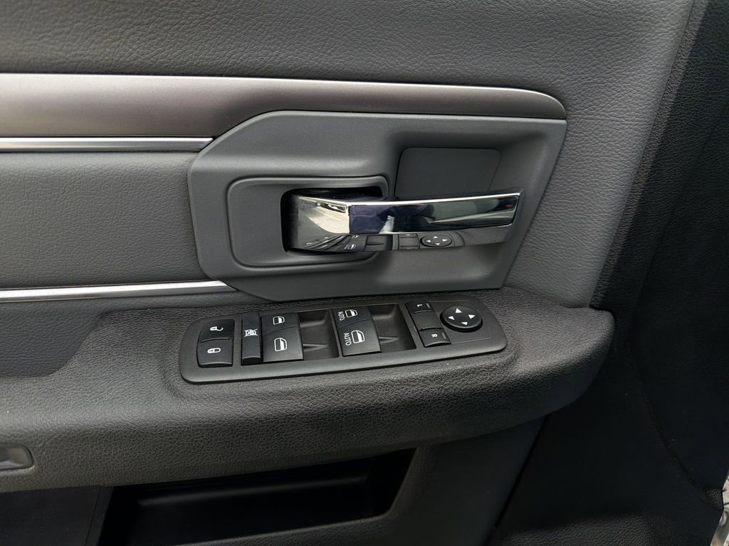 Used 2022 RAM 1500 Classic SLT w/ Electronics Group image 15