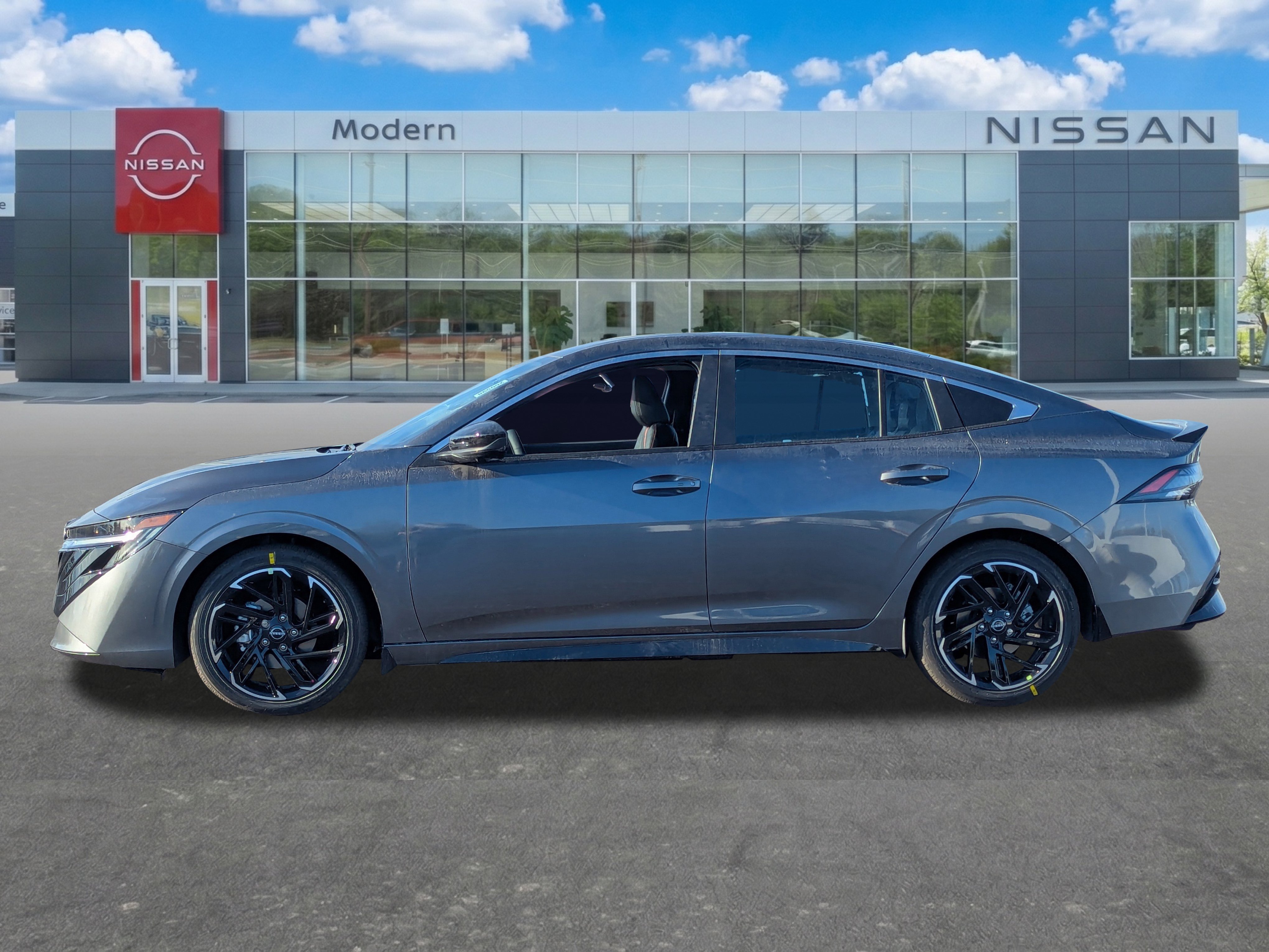 New 2026 Nissan Sentra SR w/ SR Premium Package FWD image 2