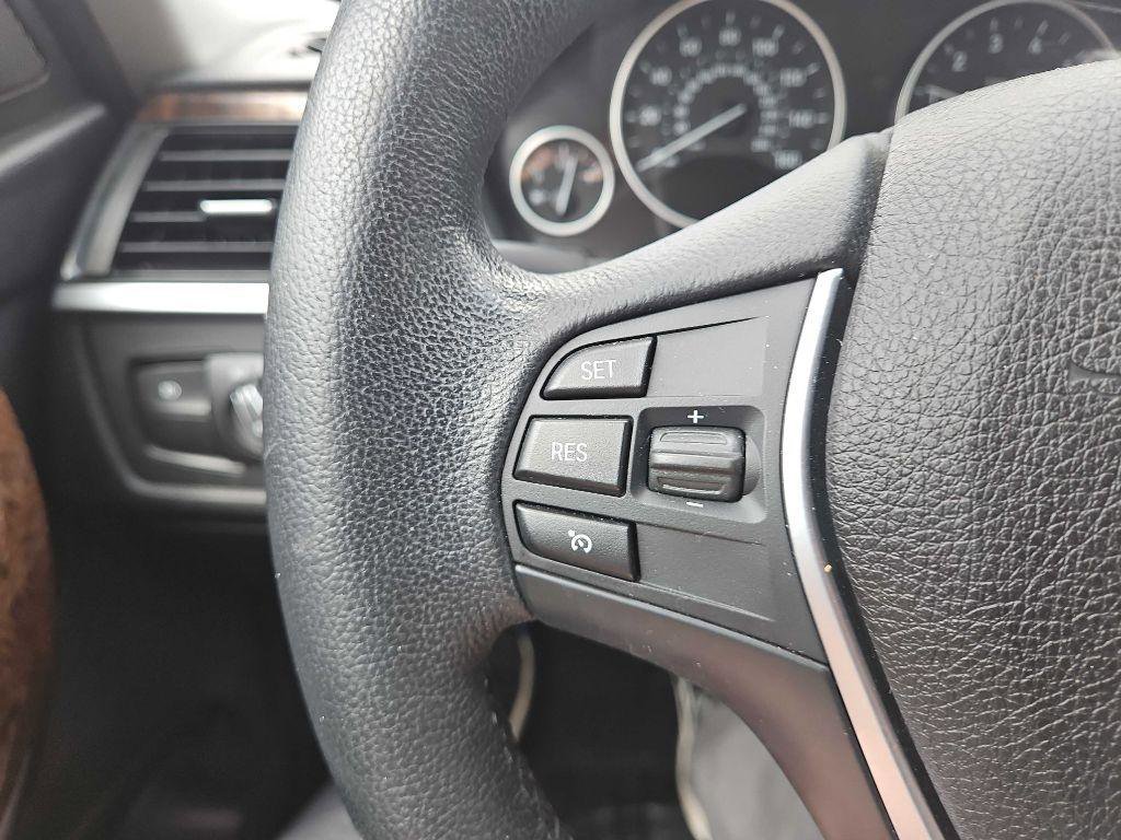 Used 2014 BMW 328i xDrive Sedan image 16