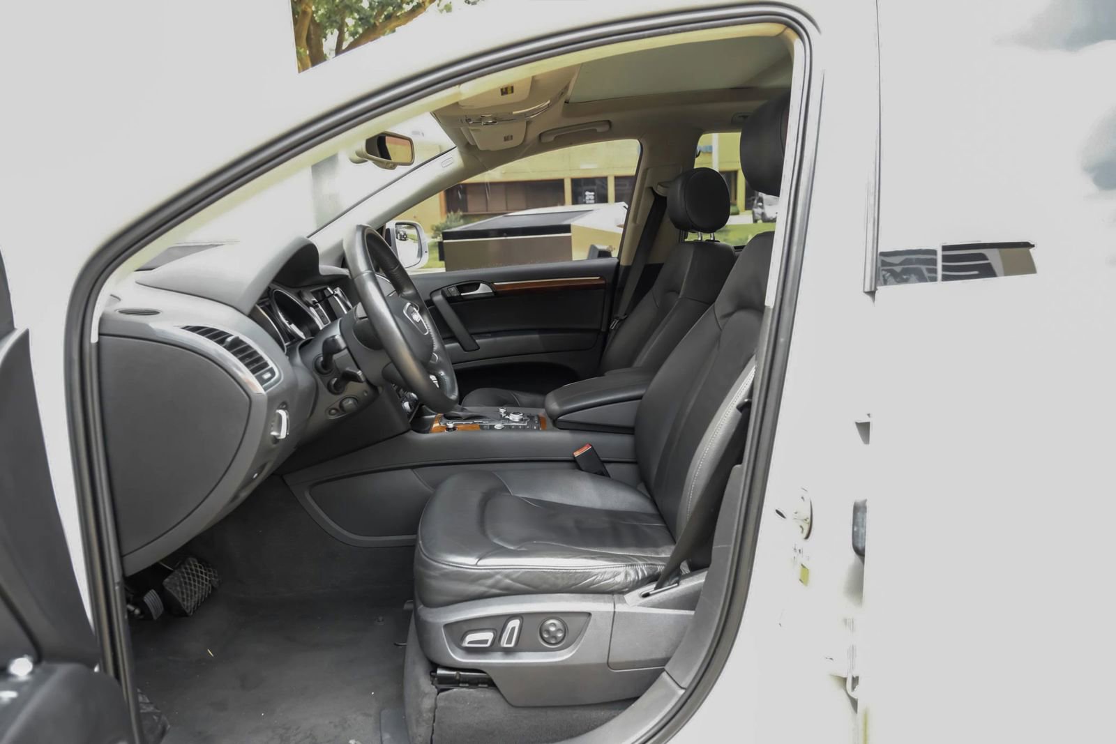 Used 2014 Audi Q7 3.0T Premium Plus AWD/4WD image 3