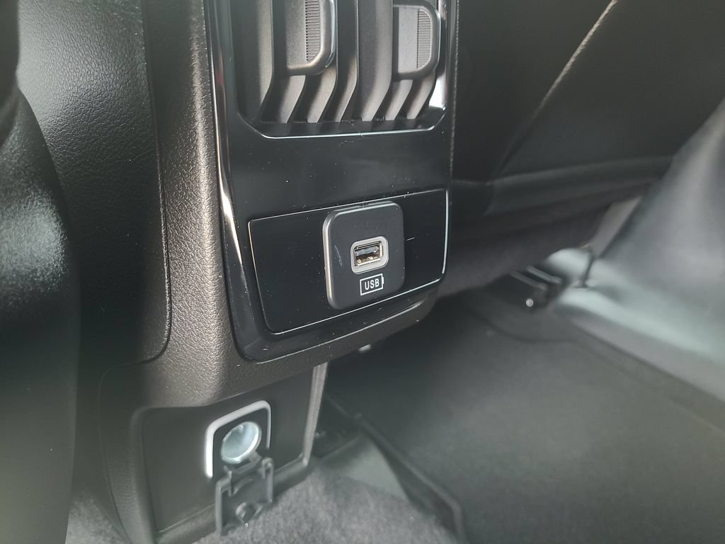 Used 2025 Jeep Compass Limited AWD/4WD image 13