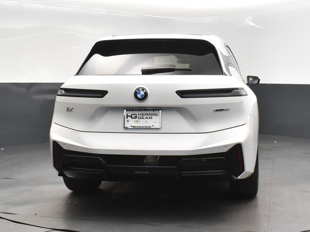 New 2026 BMW iX xDrive60 w/ M Sport Package image 7