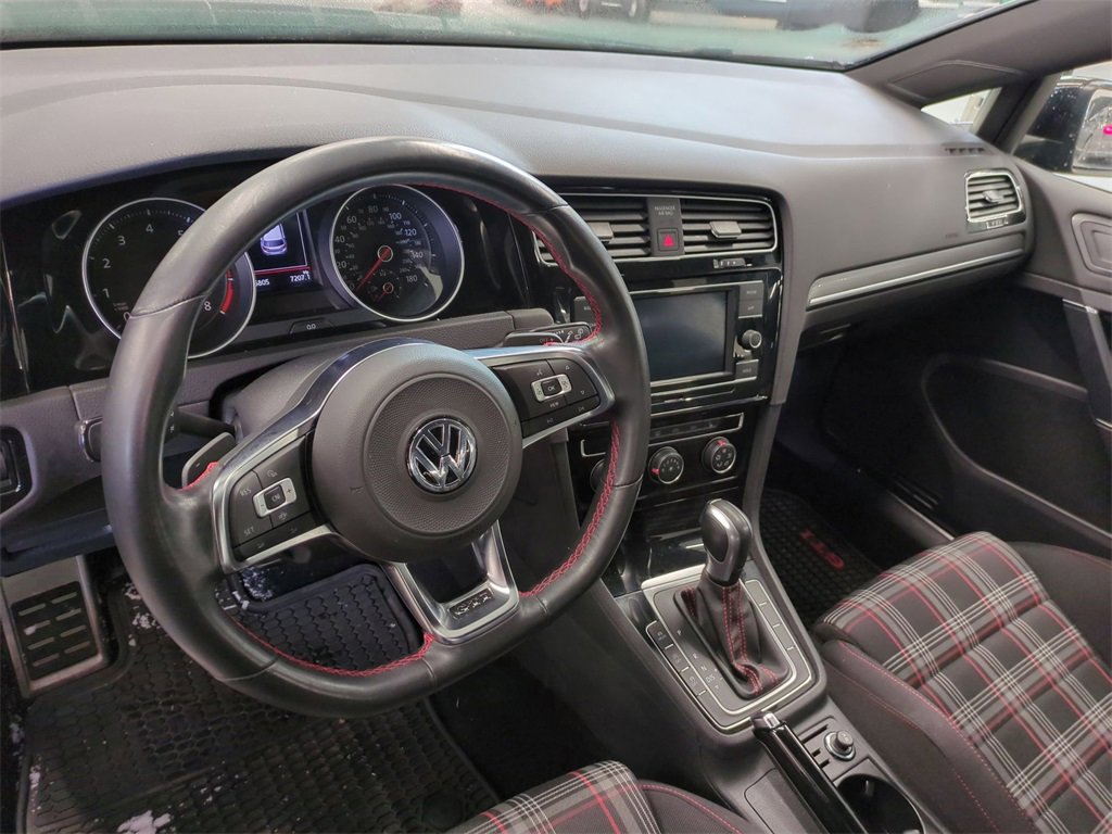 Used 2021 Volkswagen GTI SE image 15