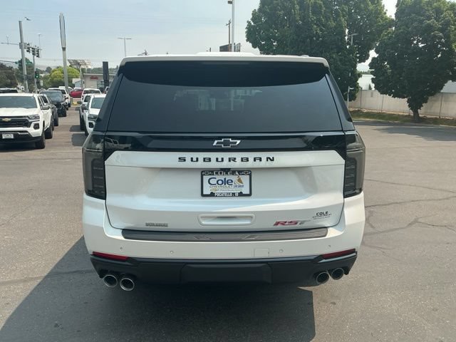 Used 2025 Chevrolet Suburban RST w/ Comfort Package AWD/4WD image 5