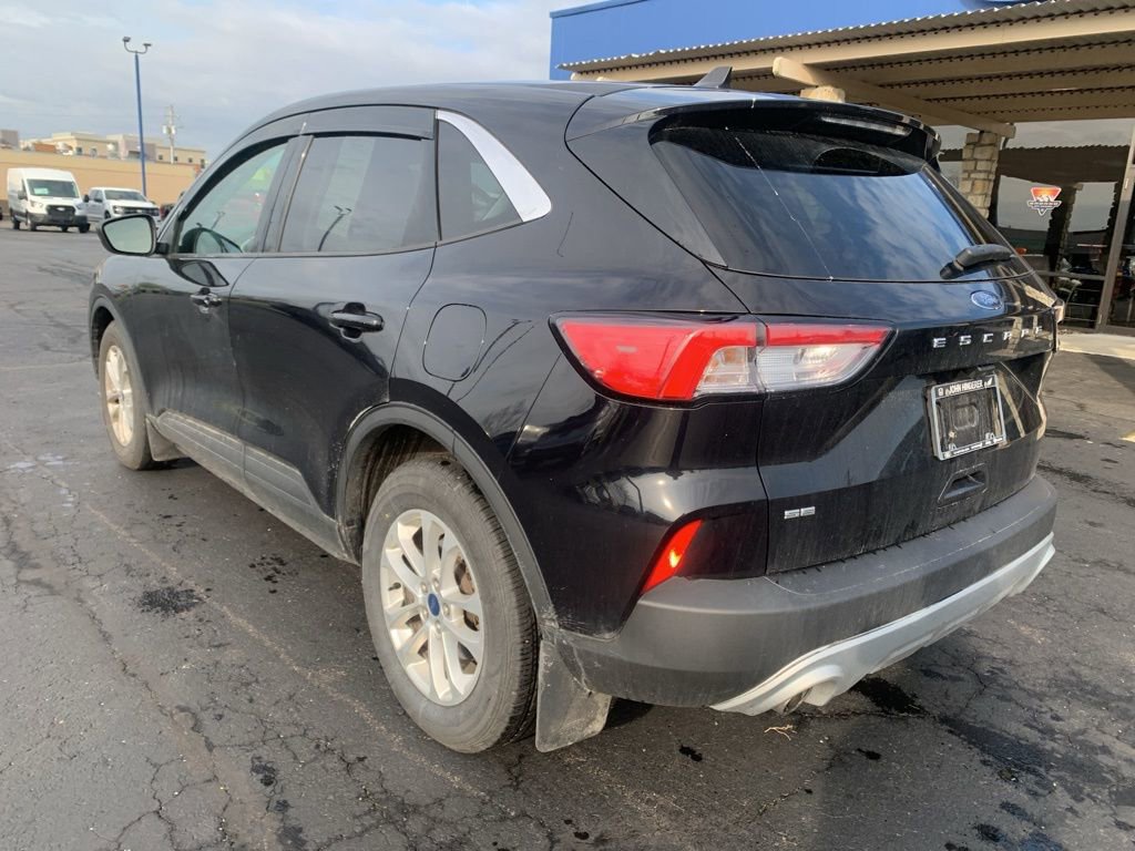 Used 2022 Ford Escape SE w/ Cold Weather Package image 5