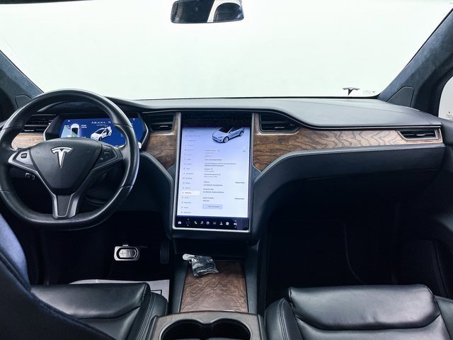 Used 2021 Tesla Model X Long Range image 25