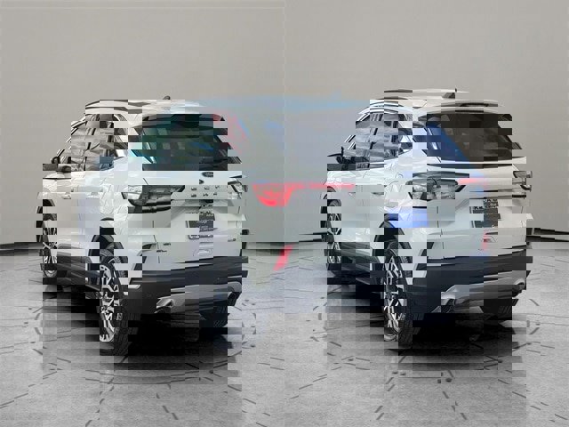 Certified 2020 Ford Escape SEL image 10