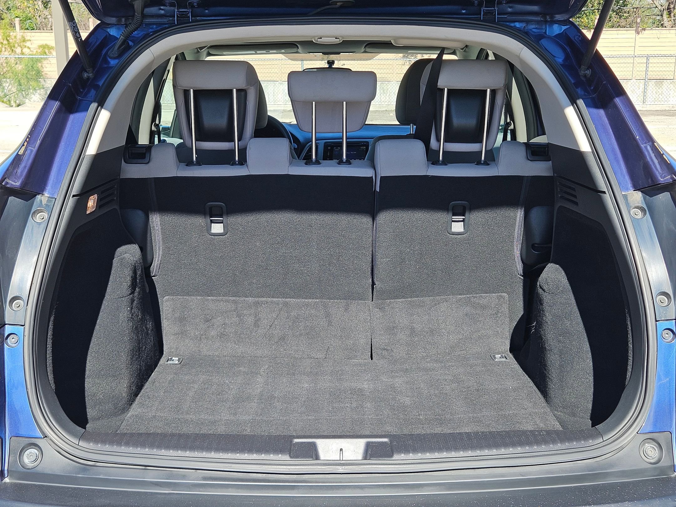 Used 2016 Honda HR-V EX image 25