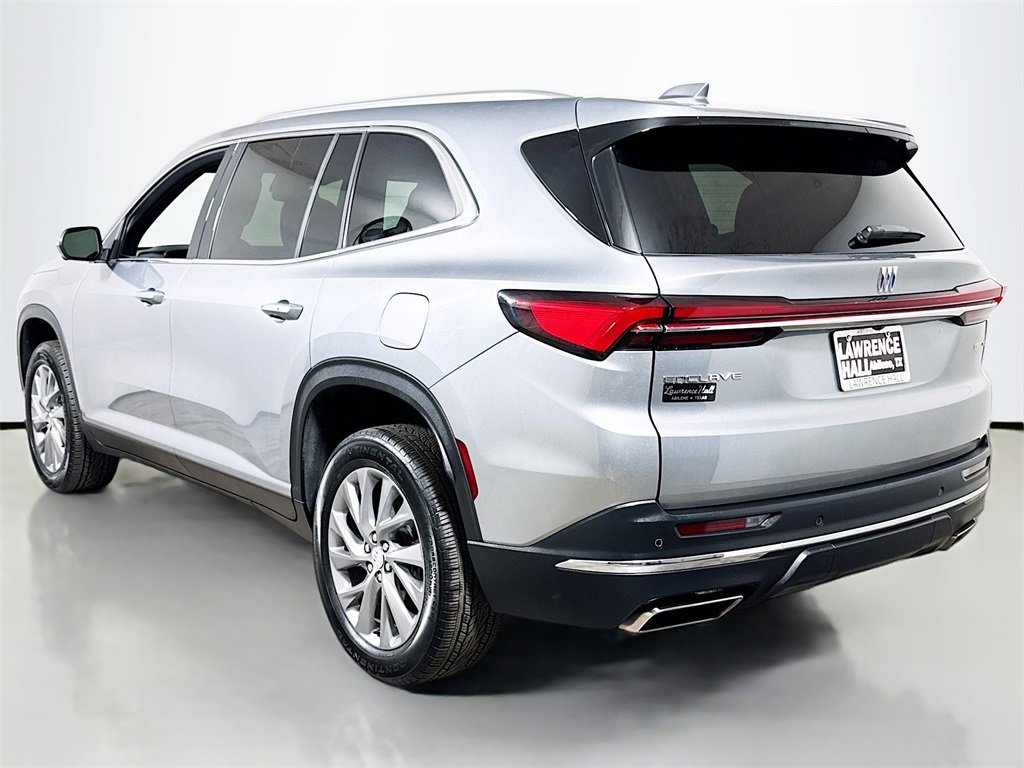 Certified 2025 Buick Enclave Preferred image 6