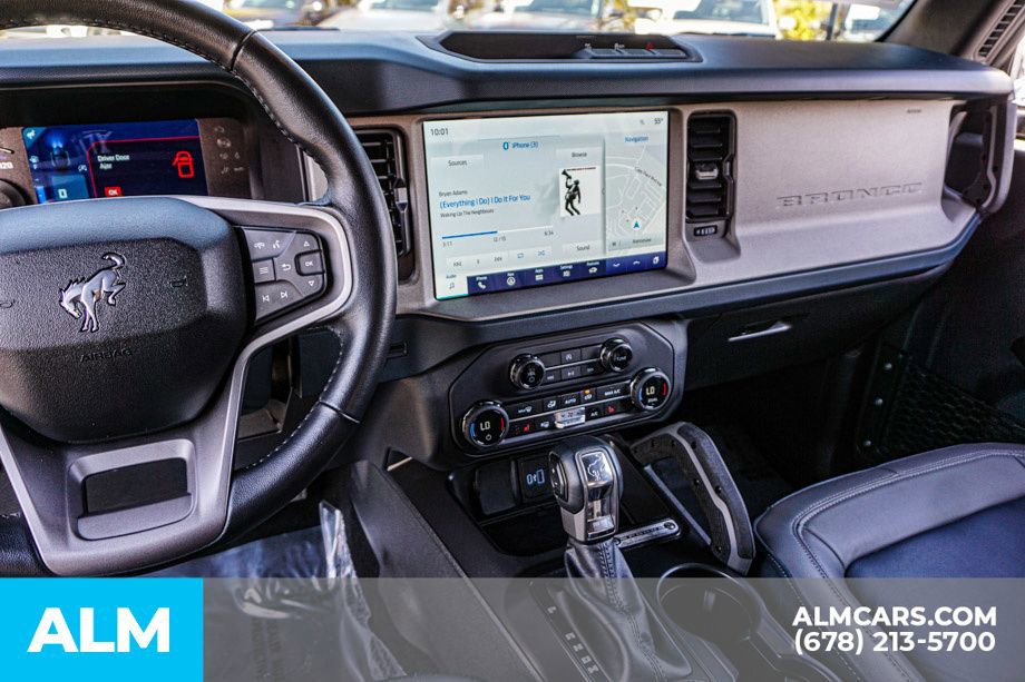 Used 2024 Ford Bronco Outer Banks image 32