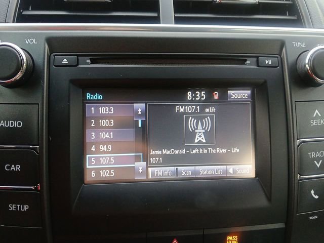 Used 2017 Toyota Camry LE image 16