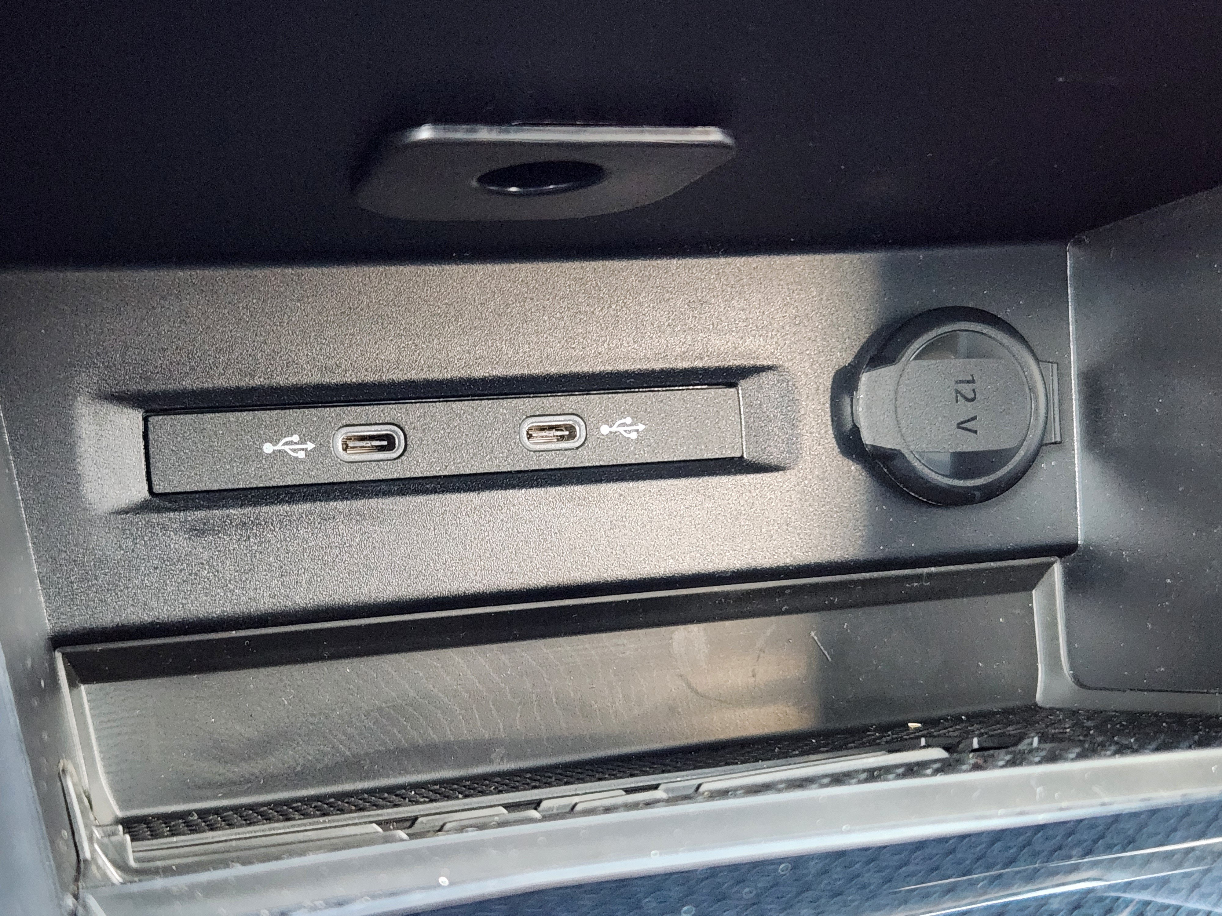 New 2026 Volkswagen Taos SE AWD/4WD image 31