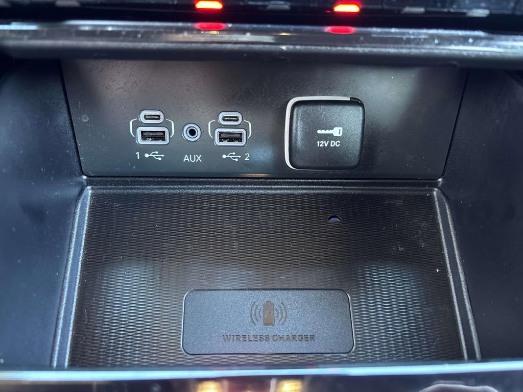 Used 2023 Jeep Grand Cherokee Overland w/ Luxury Tech Group IV image 24