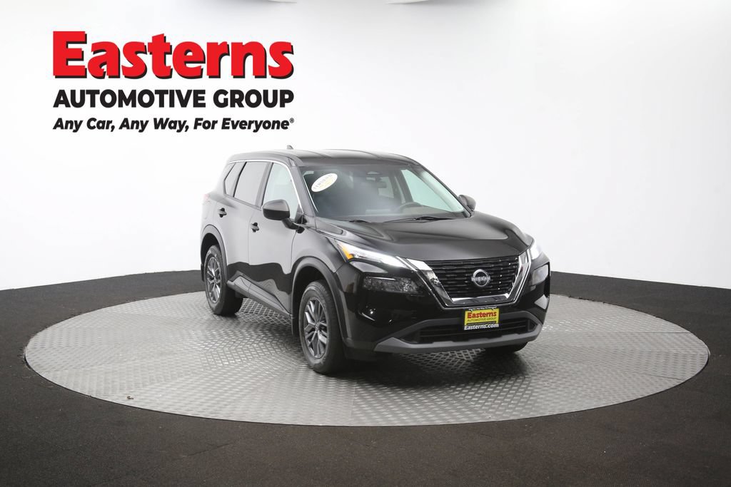 Used 2023 Nissan Rogue S AWD/4WD image 49